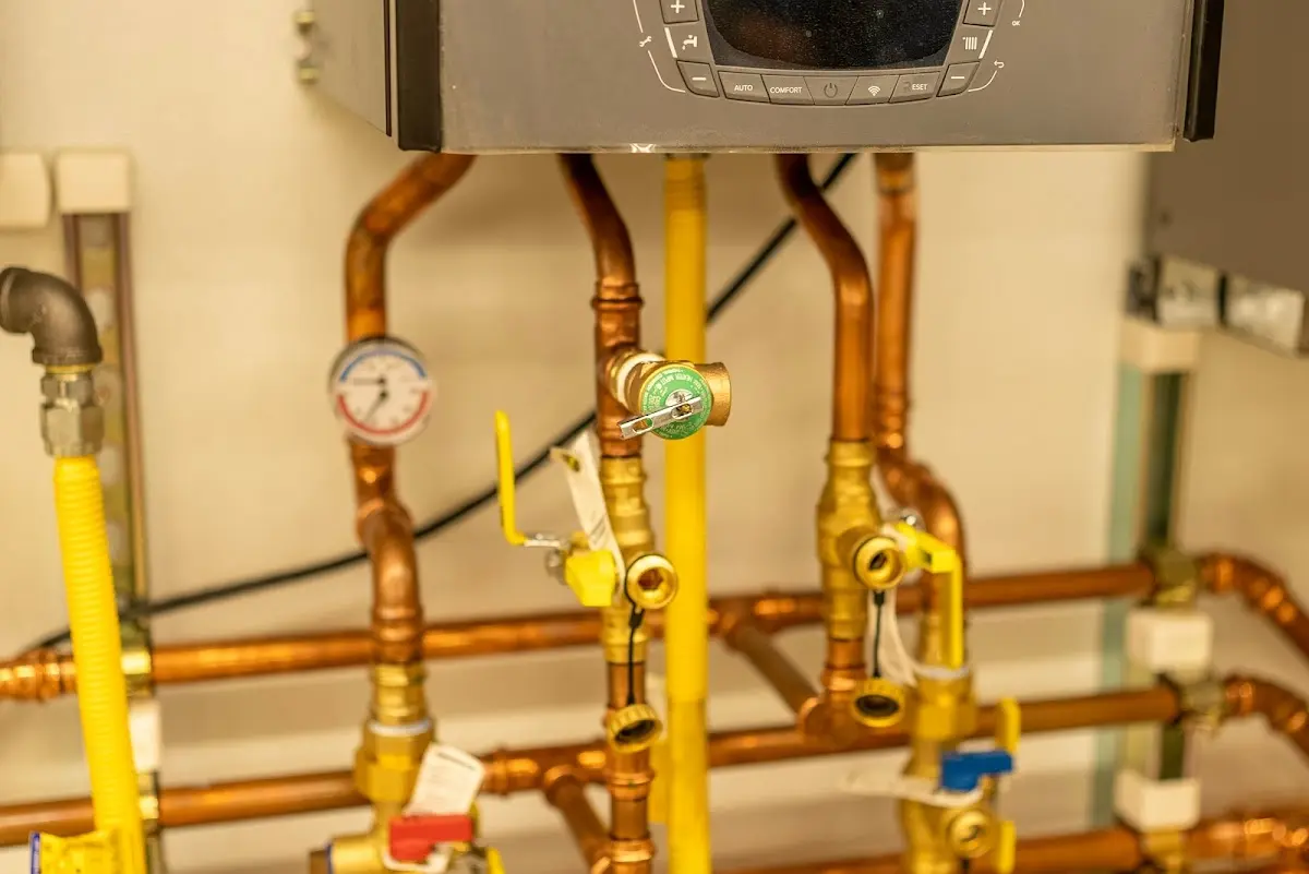 Licensed technician providing Slab Leak Repair for a homeowner in Antelope